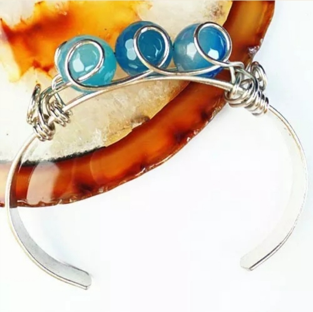 New Silver Wrapped Blue Dragon Veins Agate Bracelet.